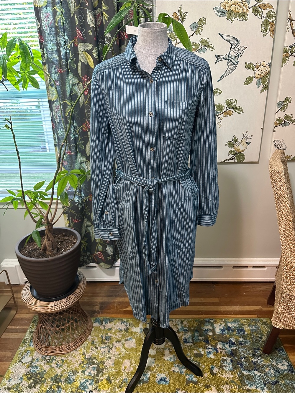 Anthropologie Bellamy Belted Striped
Shirtdress With Pockets NWT Size 10 Unlined